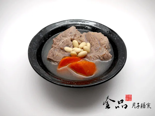 Beef and soy bean soup